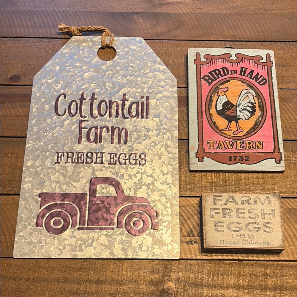 Rustic Farmhouse/Chicken Coop Decor Set